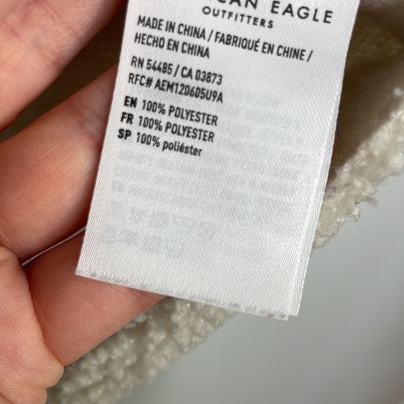 american Eagle teddy sherpa neutral cream crewneck sweatshirt - Picture 7 of 8